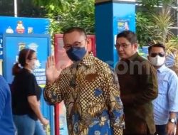 Gagah Pakai Batik, Pasha Ungu Dampingi Sekjen PAN Laporkan Pengacara Ade Armando