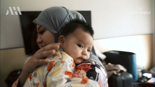 Momen Baby Ameena Lakukan Swab (YouTube/AH)