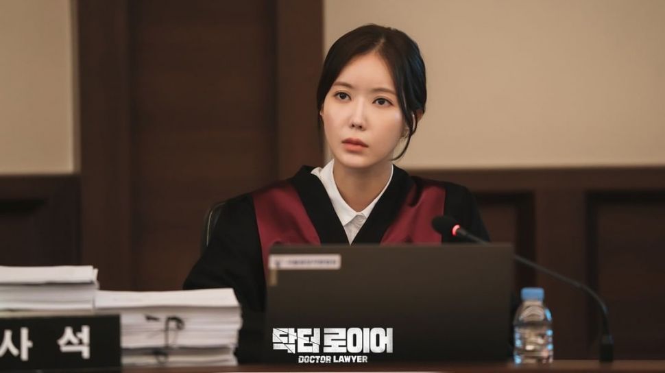 6 Pesona Im Soo Hyang di Doctor Lawyer, Jadi Seorang Jaksa Berani dan Tegas
