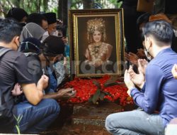 Keluarga Disebut Belum Ziarah Lagi, Tanah Makam Dorce Gamalama Ambles