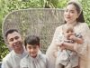 Mudik ke Bandung, Raffi Ahmad Ziarah ke Makam Ayah Saat Lebaran