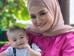 6 Potret Anak Artis Blasteran Sunda Bule, Terlihat Ganteng dan Cantik Sejak Kecil